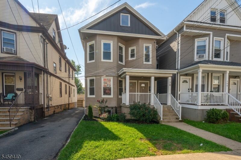 Property Photo:  136 Elm St 2  NJ 07208 