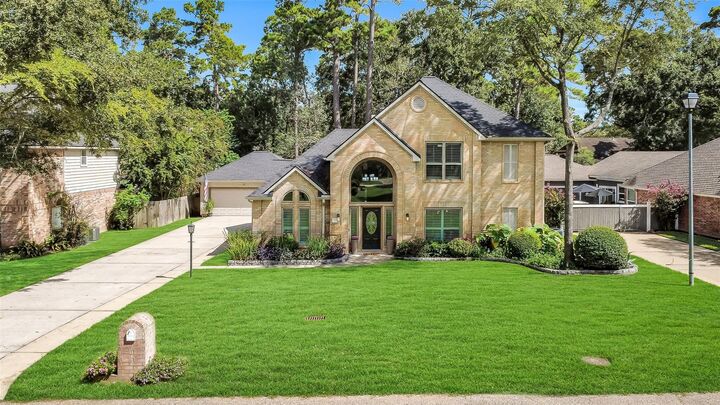 Property Photo: 723 Forest Lane Drive TX 77302