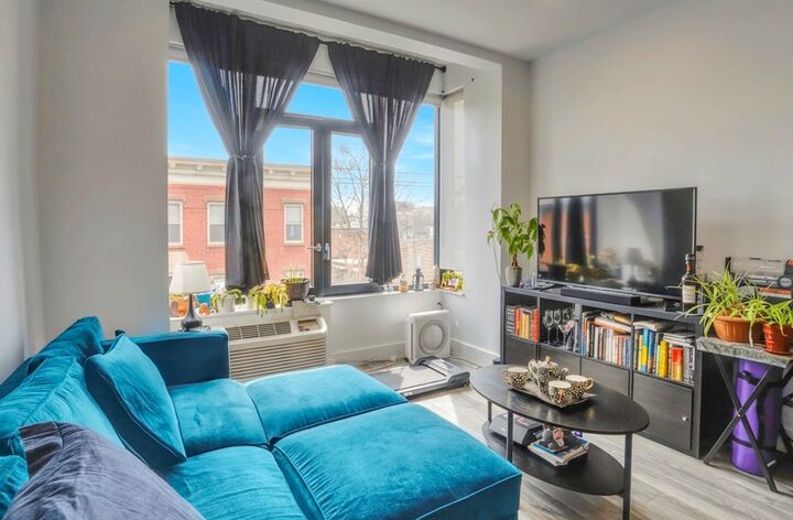 Property Photo:  327 Communipaw Ave 302  NJ 07304 
