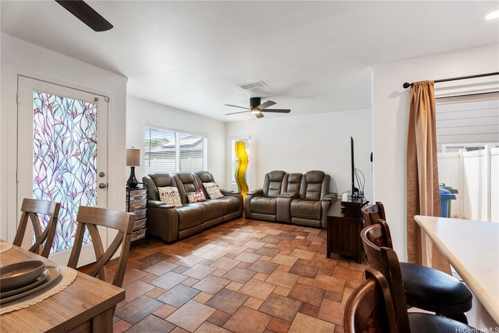 Property Photo:  91-6613 Kapolei Parkway  HI 96706 