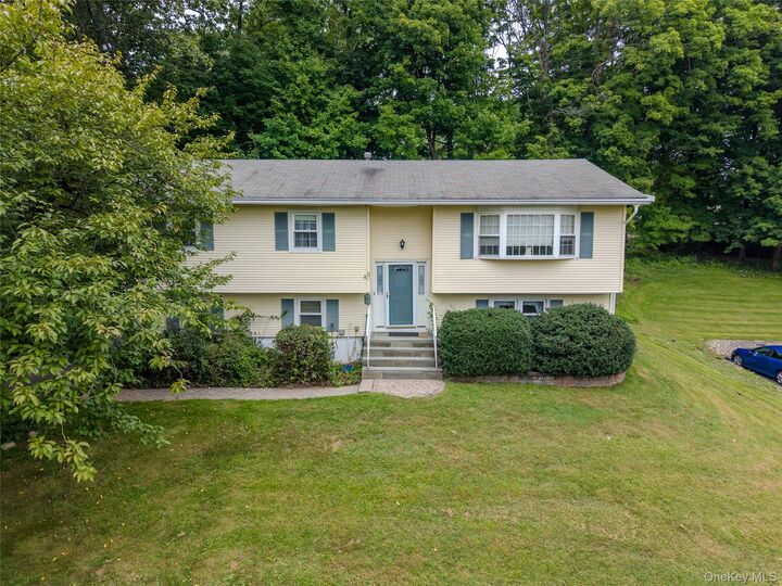 Property Photo:  60 Gerardine Place  NY 10956 