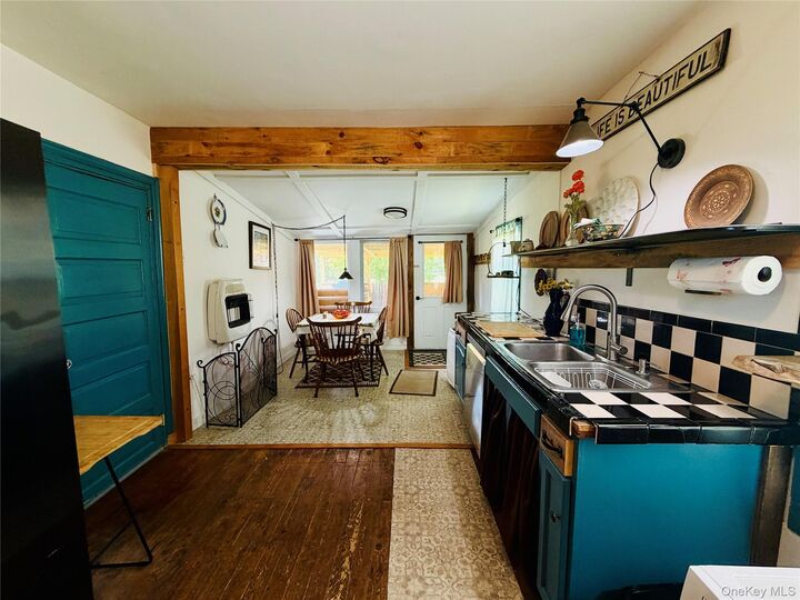 Property Photo:  185 Cronk Lane  NY 12434 