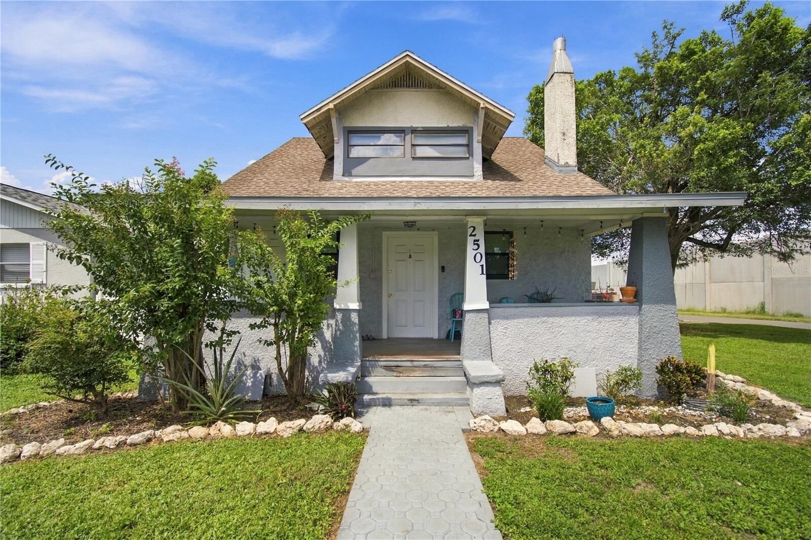 Property Photo: 2501 57th Place N FL 33714