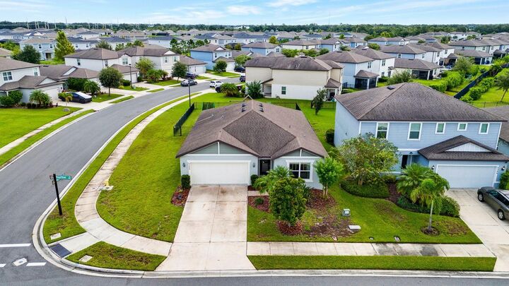 Property Photo: 9348 Royal River Circle FL 34219