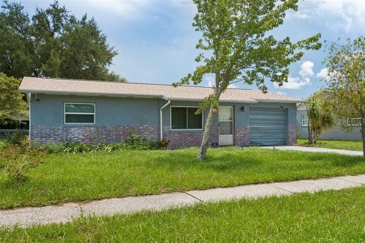 Property Photo:  6126 16th Street  FL 33542 