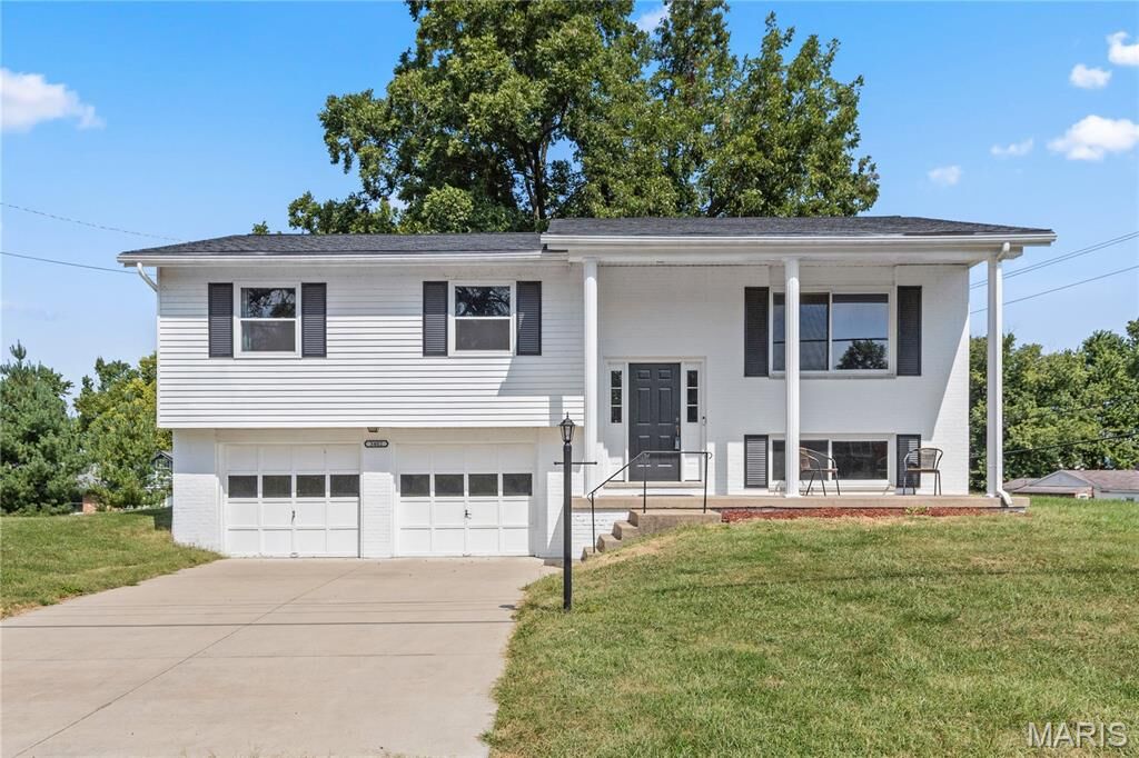 Property Photo:  3402 Emma Lane  IL 62035 