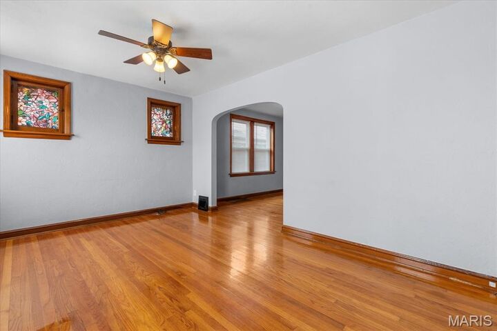 Property Photo: 5623 Eichelberger Street MO 63109