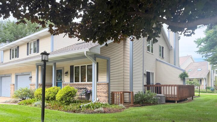 Property Photo: 17511 Parkwood Drive MI 49456