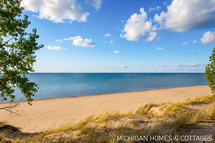 Property Photo: 690 Dune Grass Circle Drive MI 49453