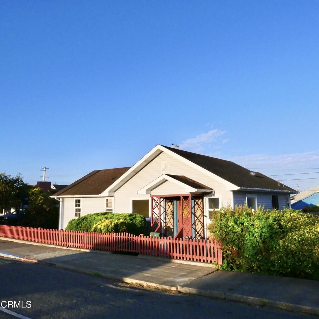 Property Photo:  127 N Harrison Street  CA 95437 