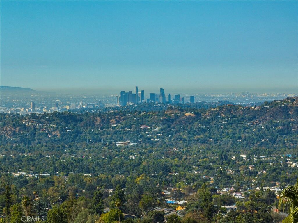 Property Photo: 446 Devonwood Road CA 91001