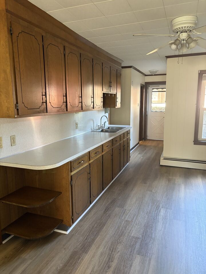 Property Photo:  4 Prospect Heights 4  MA 01757 