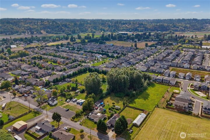 Property Photo: 13 Xx 26th Street NW WA 98371