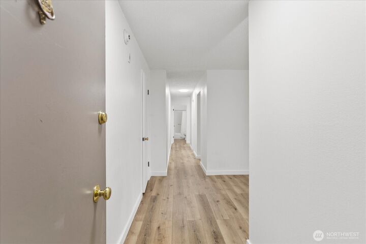 Property Photo:  330  Elm Street 205  WA 98203 
