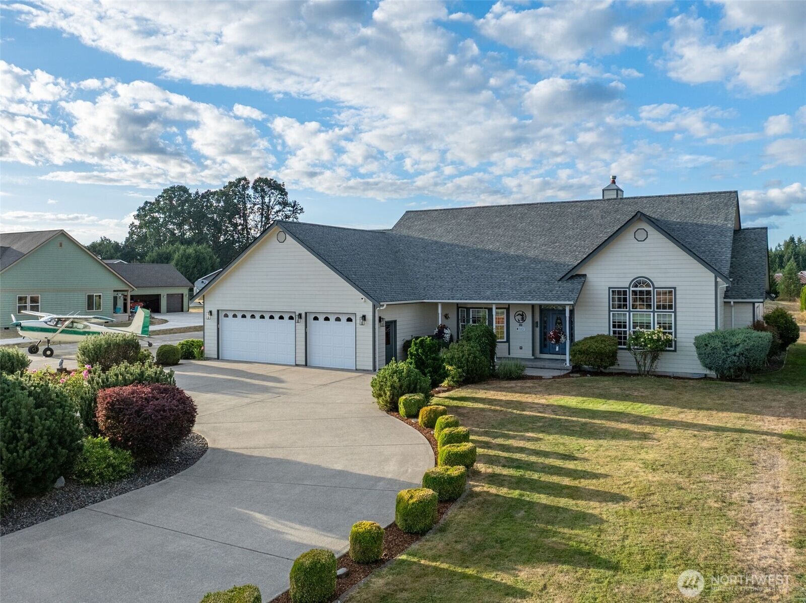 Property Photo:  127  Skyhawk Drive  WA 98591 