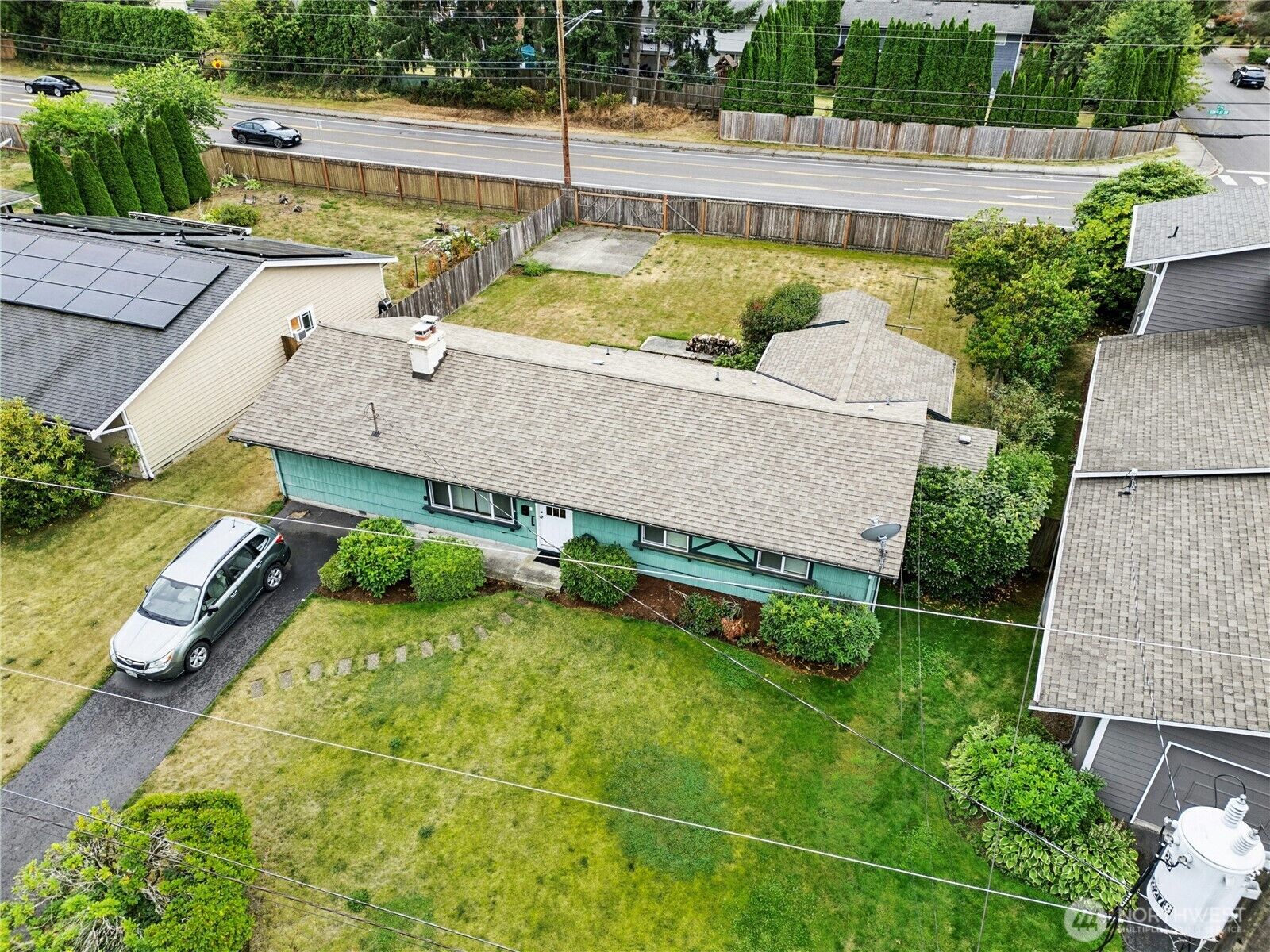 Property Photo:  4010  227th Place SW  WA 98043 