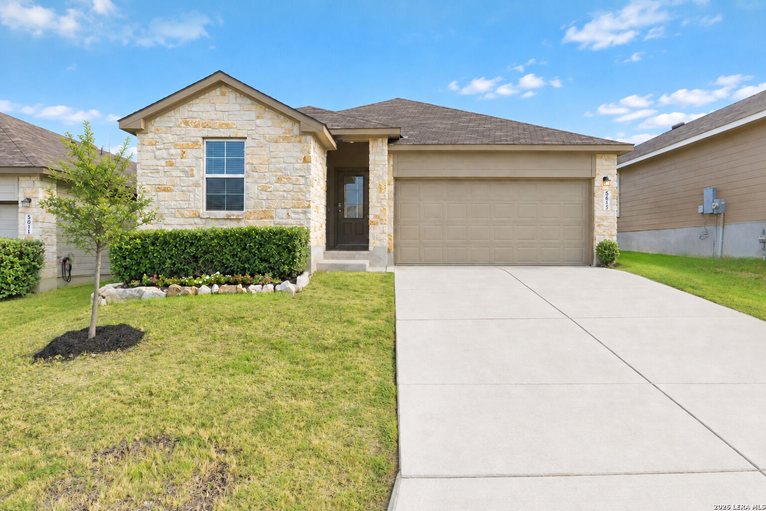 Property Photo:  5615 Chase Falls  TX 78266 