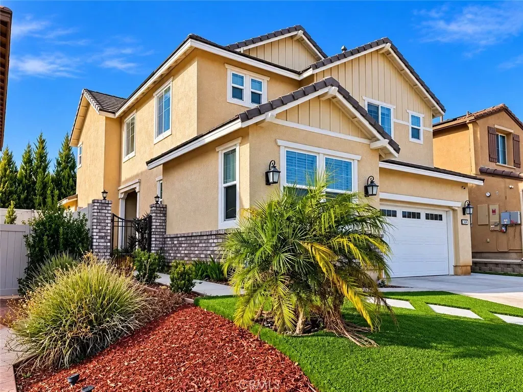 Property Photo:  364 Misaki  CA 92028 