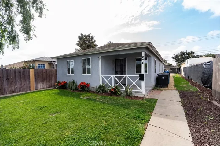 Property Photo:  626 E 138th  CA 90059 