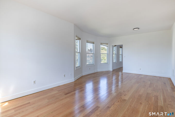 Property Photo:  74 Harbor Avenue 2nd Floor  CT 06605 