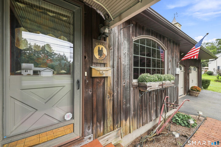 Property Photo:  772 Forbes Street  CT 06118 