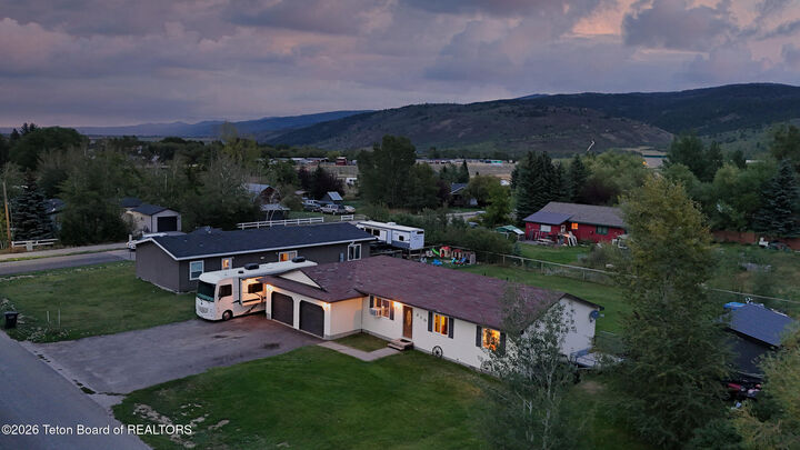 Property Photo:  210 S Agate Avenue  ID 83455 