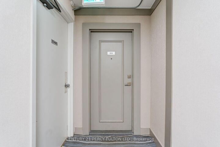 Property Photo:  5 Vicora Linkway N/A #614  ON M3C 1A4 