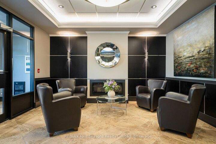 Property Photo:  1 Chamberlain Crescent 109  ON L9Y 0X7 
