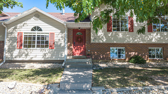 Property Photo:  718 N Murdock Dr E  UT 84062 