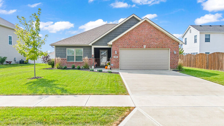Property Photo: 210 Fox Harbor Drive OH 45373