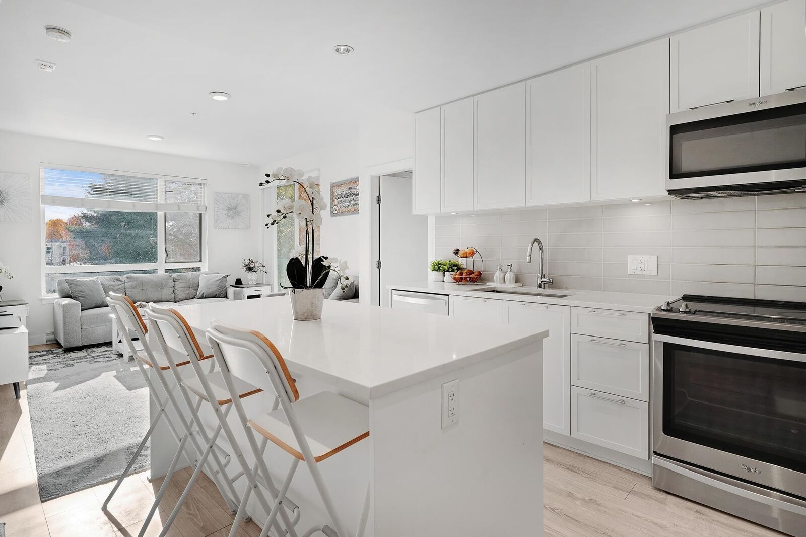 Property Photo:  2382 Atkins Avenue 316  BC V3C 0G7 
