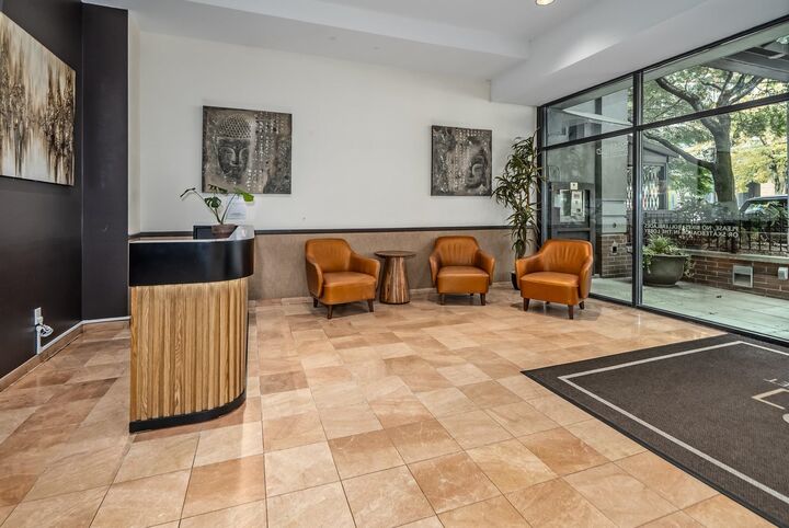 Property Photo: 1188 Howe Street 905 BC V6Z 2S8