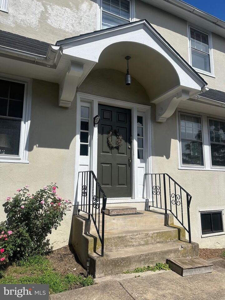 Property Photo:  2577 Murray  PA 19006 