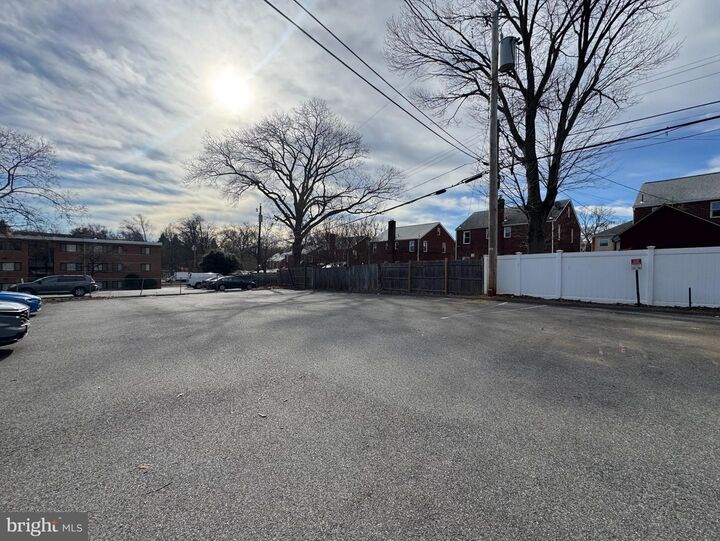 Property Photo:  500 S Courthouse Road 10  VA 22204 