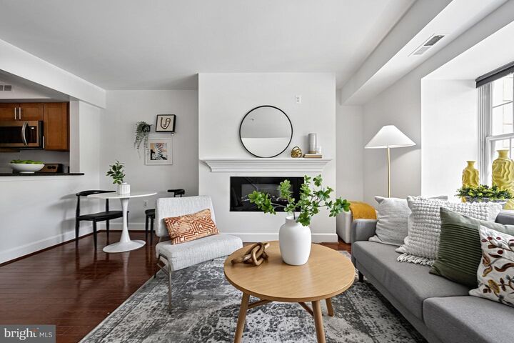 Property Photo: 3601 38th Street NW 303 DC 20016