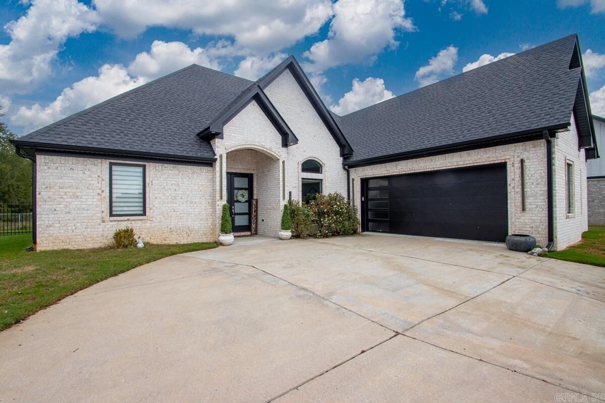 Property Photo:  5204 Castaway Bay Drive  AR 72002 