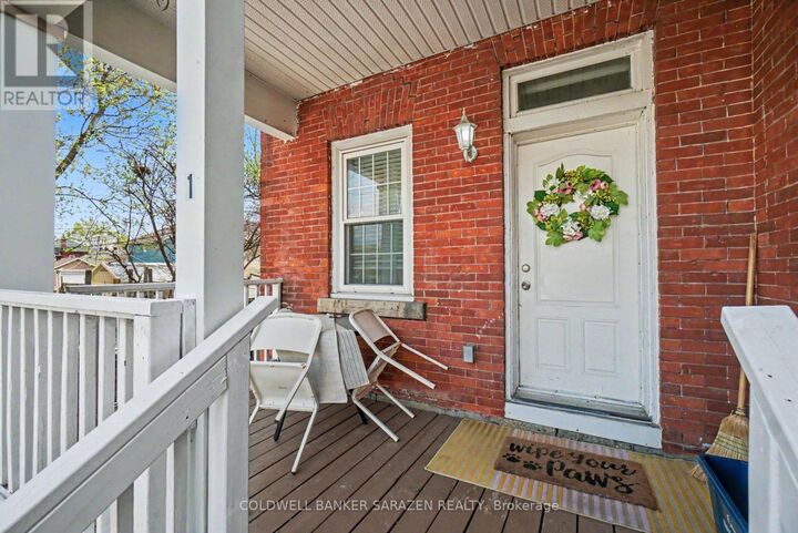 Property Photo: 1308 Shillington Avenue ON K1Z 8A5