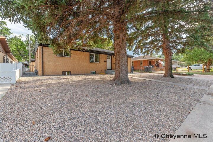 Property Photo: 3413 Frontier St WY 82001
