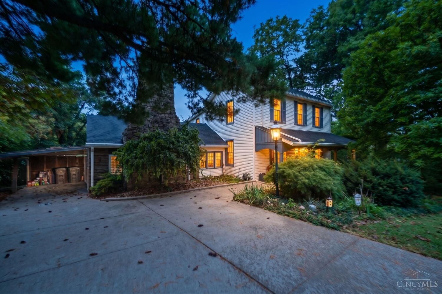 Property Photo:  3093 Diehl Road  OH 45211 