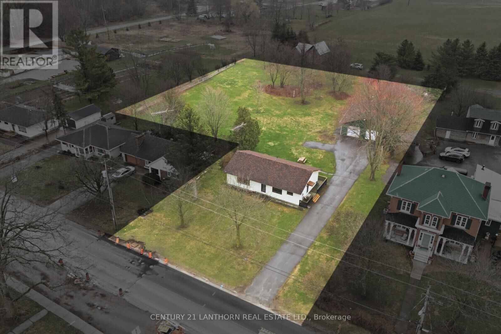 Property Photo: 425 Bloomfield Main Street ON K0K 1G0
