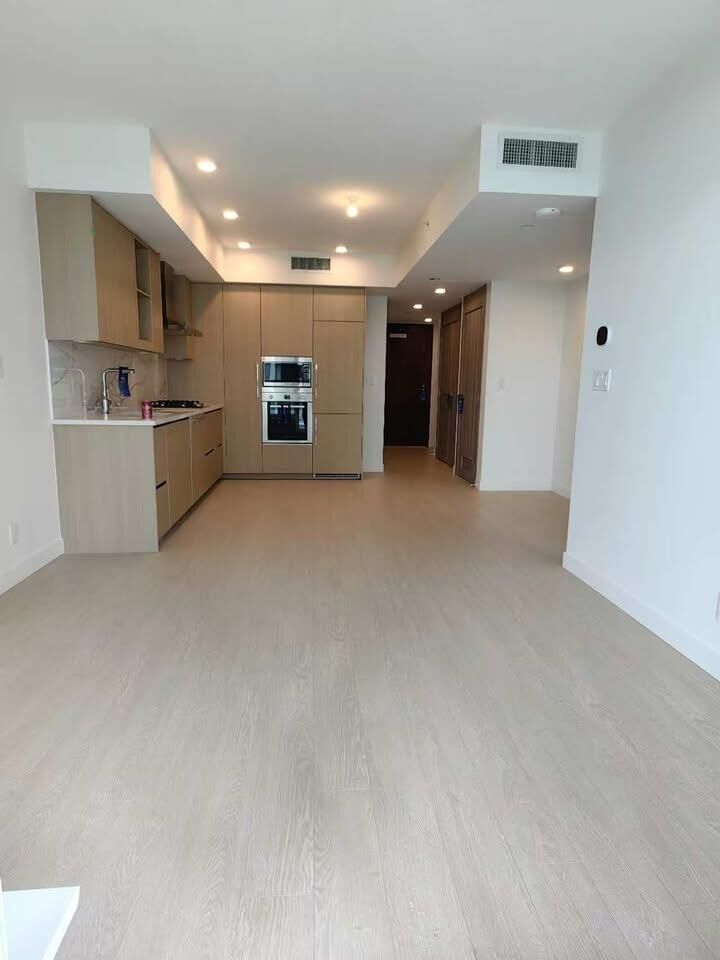 Property Photo:  13778 100 Avenue 10xx  BC V3T 0V3 