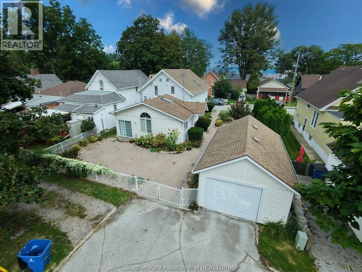 Property Photo:  210 Adelaide Street South  ON N7M 4R9 