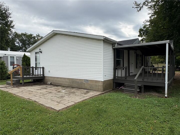 Property Photo:  307 W 7th Street  IL 62458 
