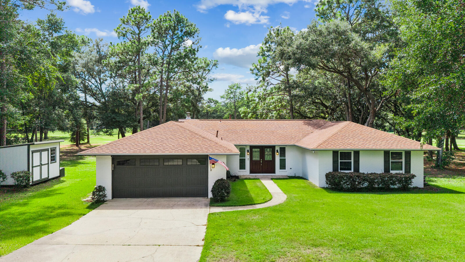 Property Photo: 1101 Forest Road FL 32578