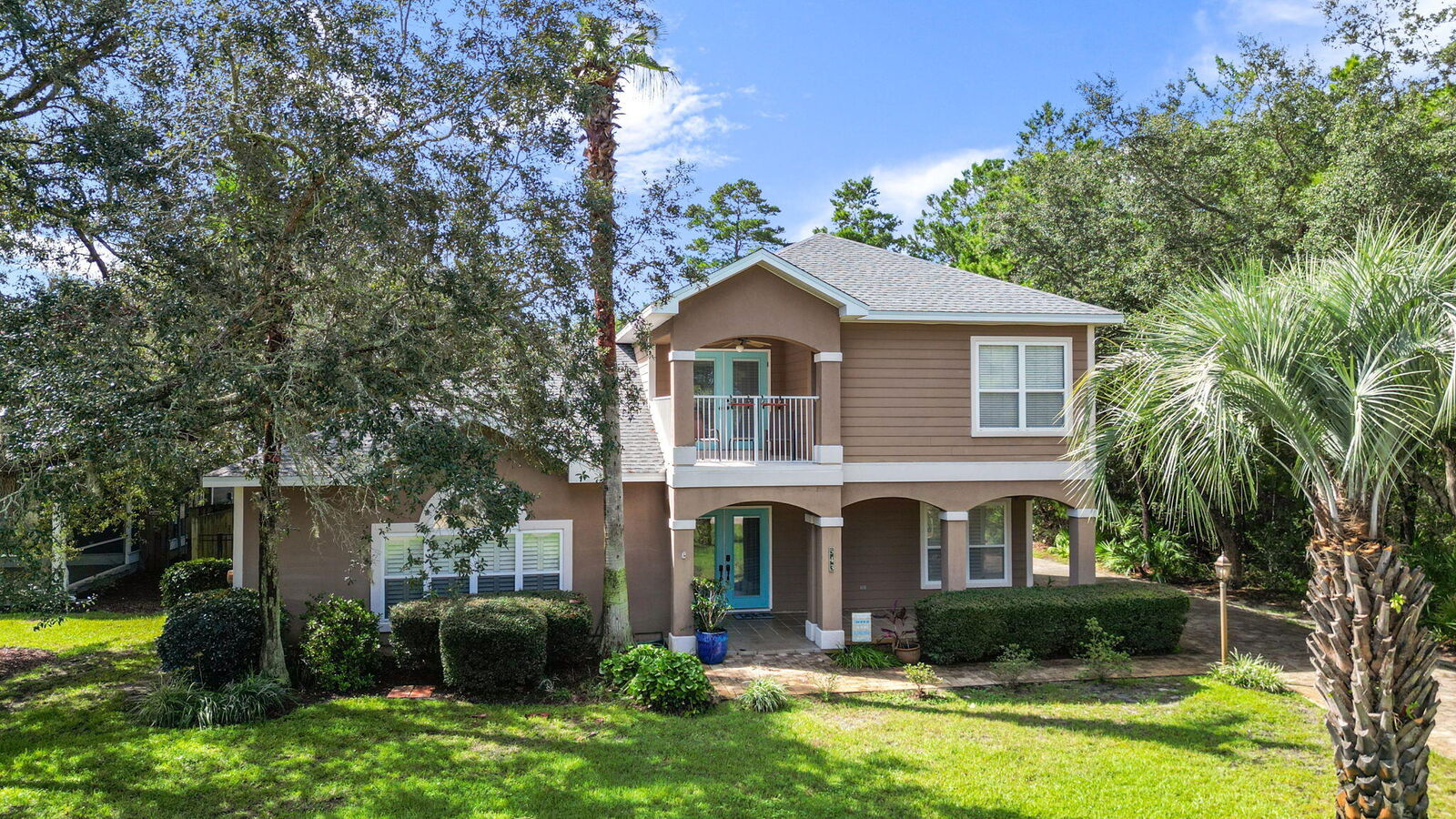 Property Photo: 543 Shelter Cove Drive FL 32459