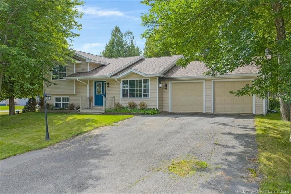 Property Photo:  1 Tagish Road  NB E2E 6C2 