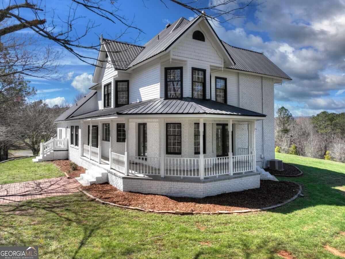 Property Photo:  229 Crossroads Church Road  GA 30540 