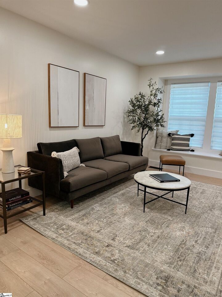 Property Photo:  2 Saint Andrews Court  SC 29607 
