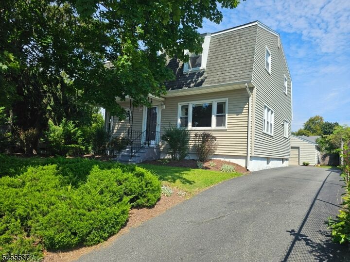 Property Photo: 121 W Hanover Ave NJ 07950