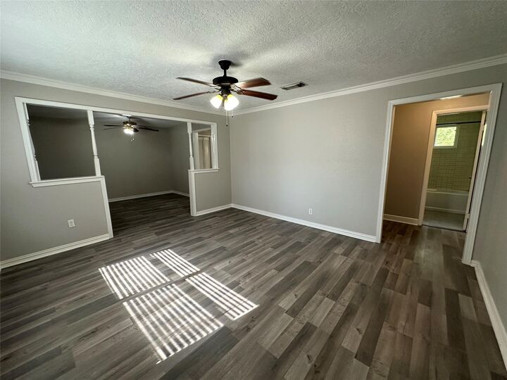 Property Photo:  9505 Everglade Drive  TX 77078 